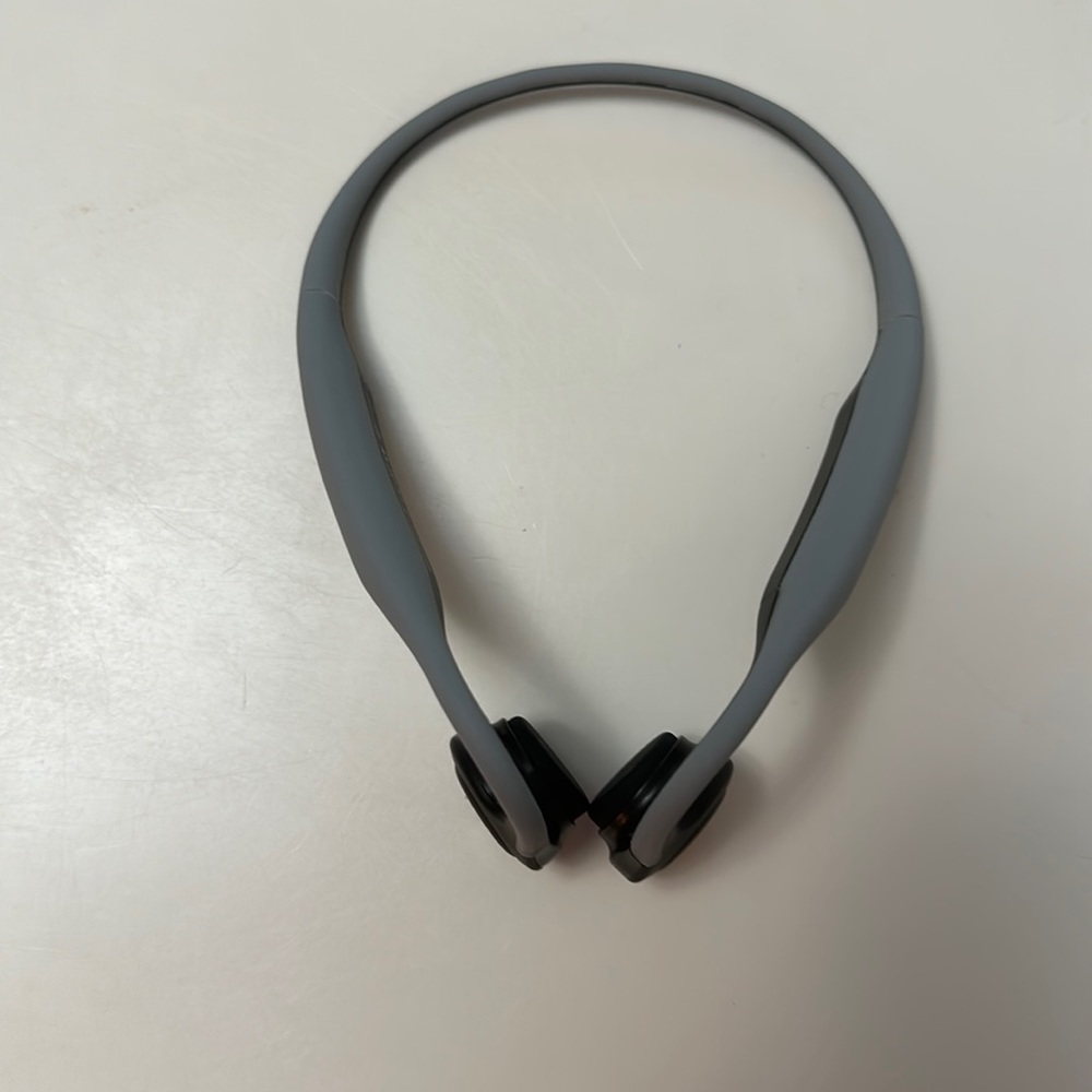 Bone conduction Bluetooth headphones